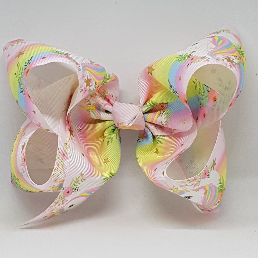 8 Inch Boutique Bow - Unicorns with Gold Foil
