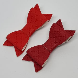 2.75 Inch Ivy Embossed Cross Stitch Bows - Reds