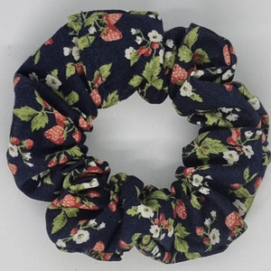 Scrunchies - Strawberry Blossoms