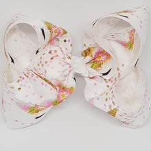 8 Inch Boutique Bow - Unicorns with Gold Foil