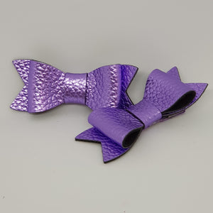 2.75 Inch Ivy Metallic Textured Leatherette Bow - Violet